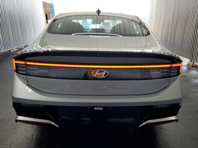 HYUNDAI SONATA 2024 Silver