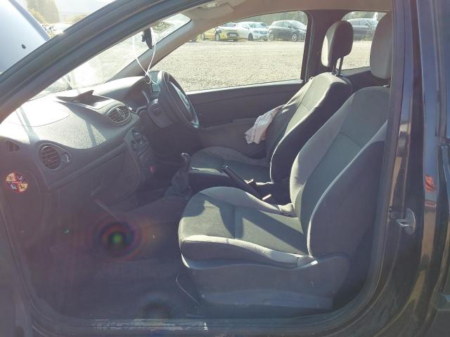 2011 RENAULT CLIO BIZU