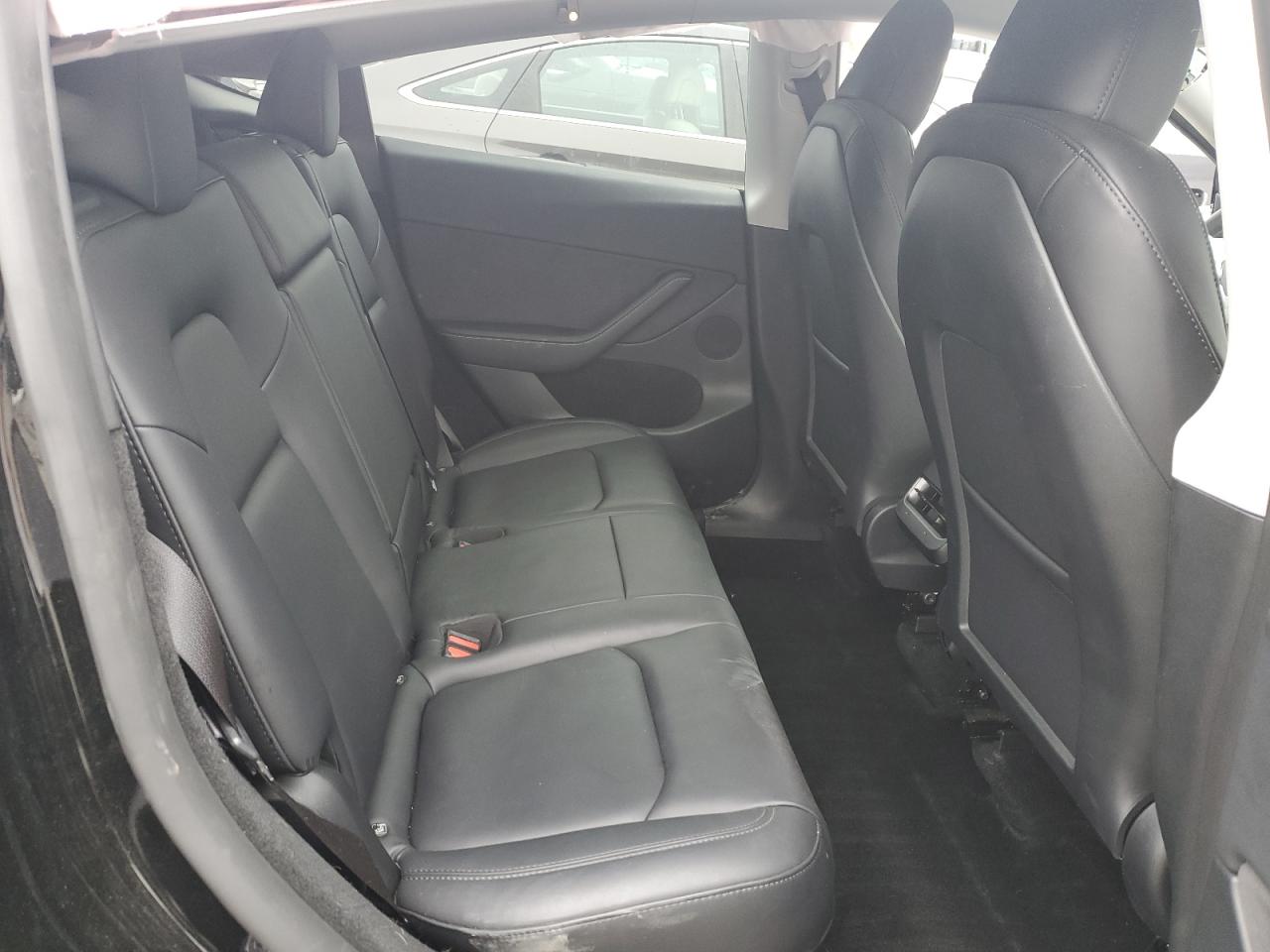 2023 Tesla Model Y VIN: 7SAYGDEF8PF891544 Lot: 62489405
