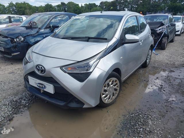 TOYOTA AYGO X-PLA 2019