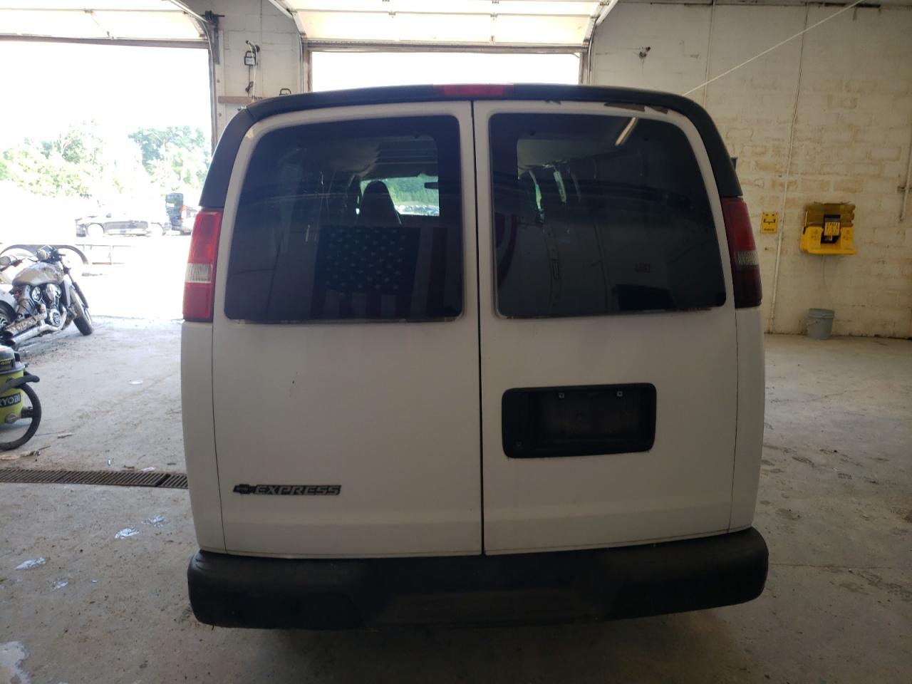 2017 Chevrolet Express G3500 Ls VIN: 1GAZGNFFXH1108037 Lot: 62149415
