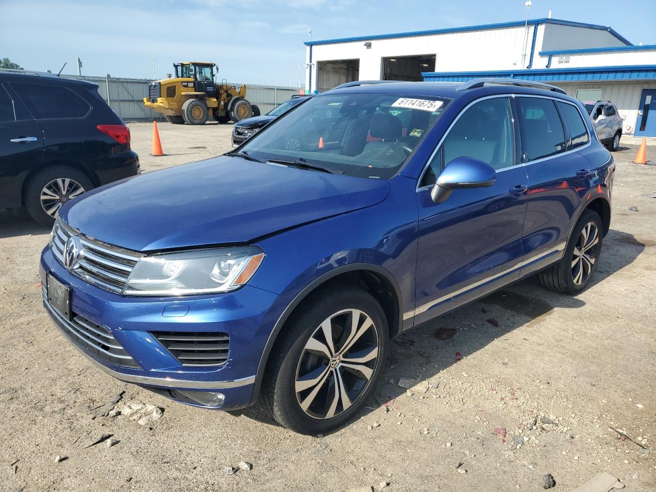 2017 Volkswagen Touareg Wolfsburg იყიდება Mcfarland-ში, WI - Rear End