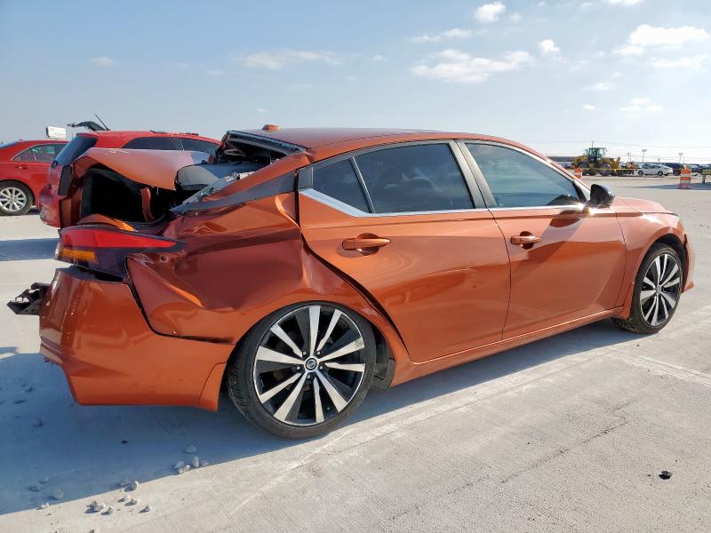 NISSAN ALTIMA 2019 Оранжевый