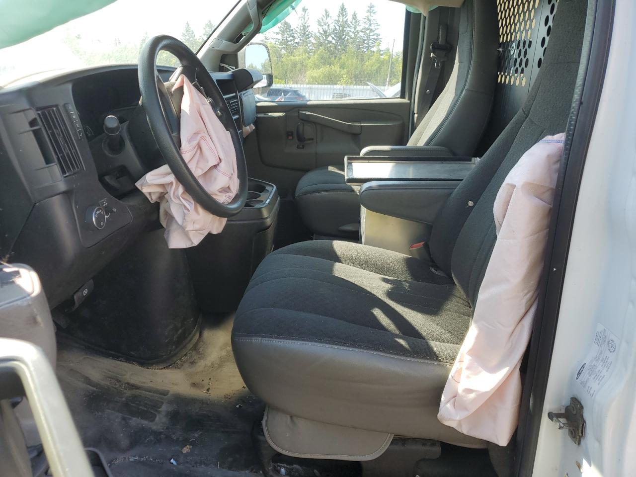 2020 GMC Savana G2500 VIN: 1GTW7AFG4L1255586 Lot: 58724765