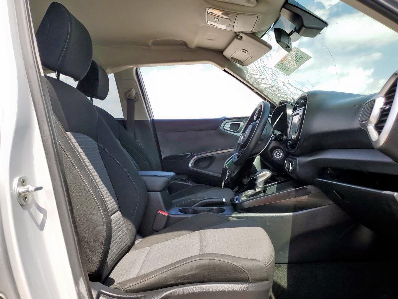  KIA SOUL 2020 Серебристый