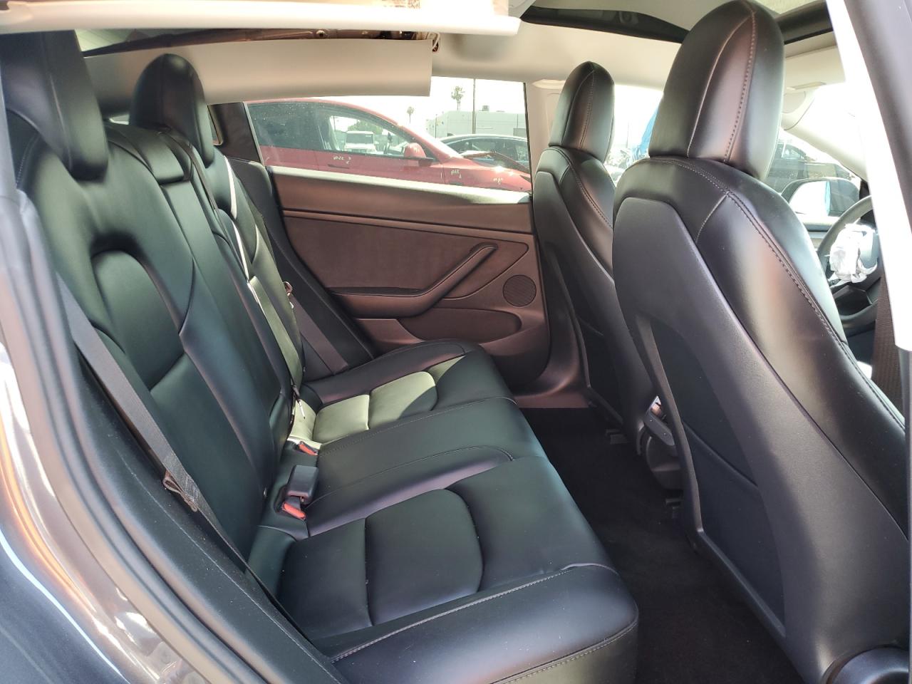 2022 Tesla Model 3 VIN: 5YJ3E1EB7NF239682 Lot: 61079275