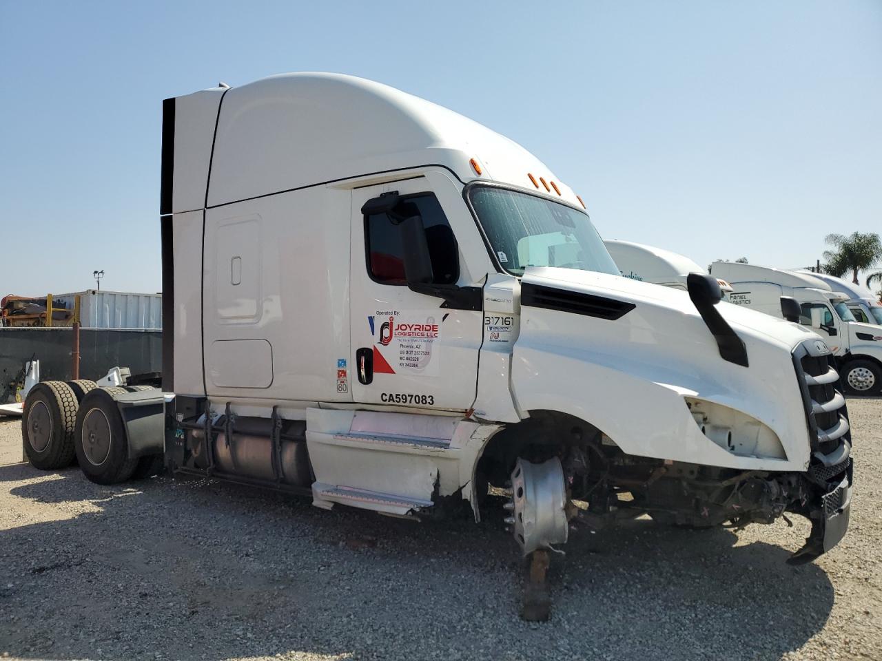 2021 Freightliner Cascadia Semi Truck for Sale in Colton, CA - Side