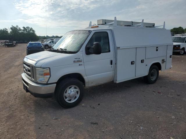2016 Ford Econoline E350 Super Duty Cutaway Van