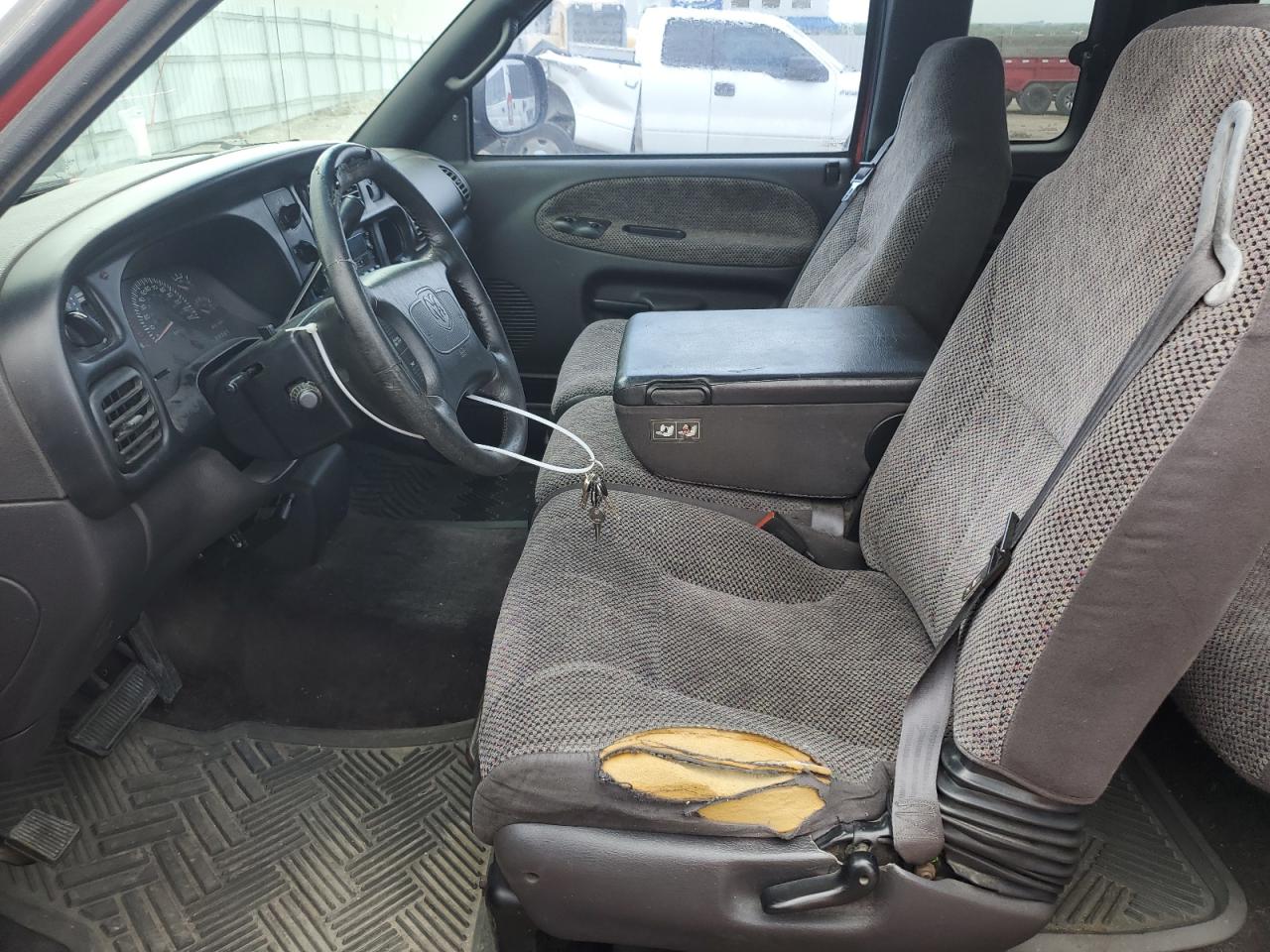 1999 Dodge Ram 1500 VIN: 3B7HC13Z1XG119997 Lot: 58844615