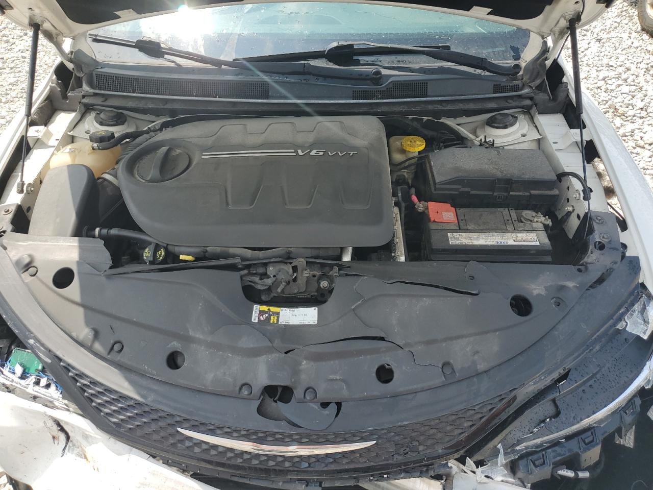 2015 Chrysler 200 C VIN: 1C3CCCEG9FN610586 Lot: 62983855
