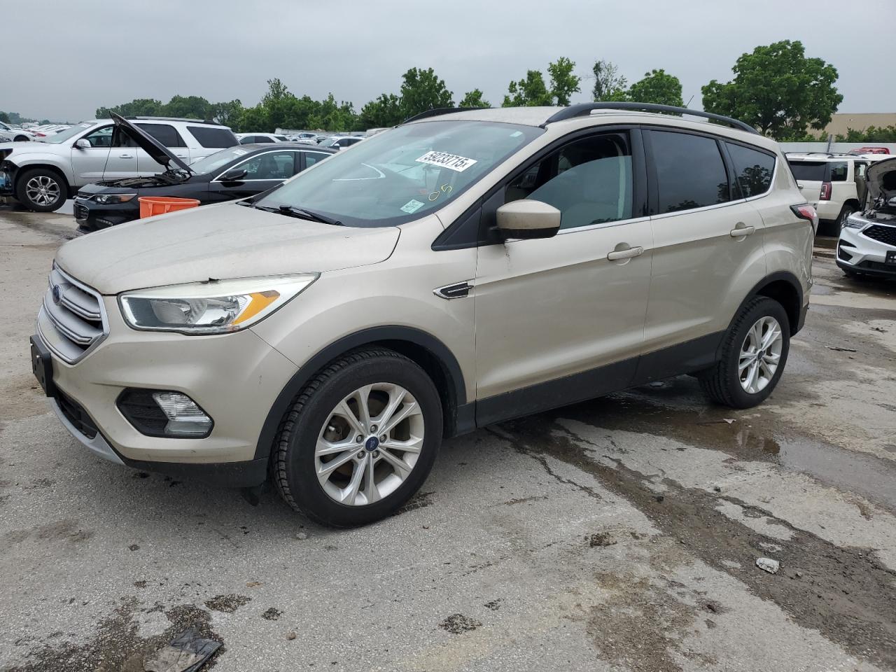 Bridgeton, MO에서 판매 중인 2018 Ford Escape Se - Minor Dent/Scratches