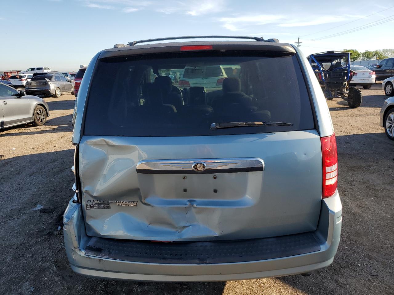 2008 Chrysler Town & Country Touring VIN: 2A8HR54P68R610685 Lot: 62477565