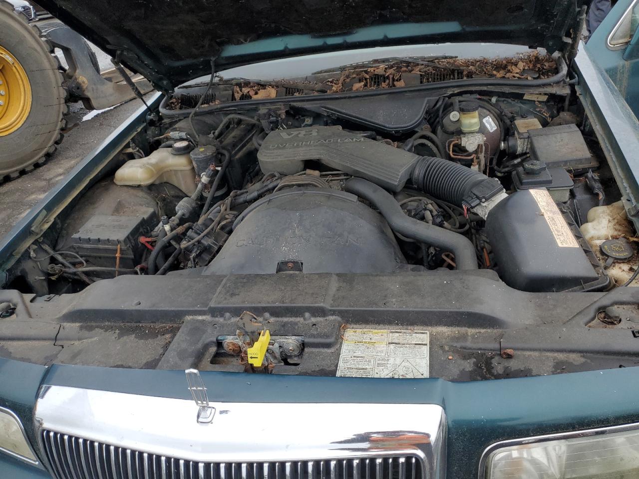1995 Lincoln Town Car Executive VIN: 1LNLM81W7SY707938 Lot: 61505095