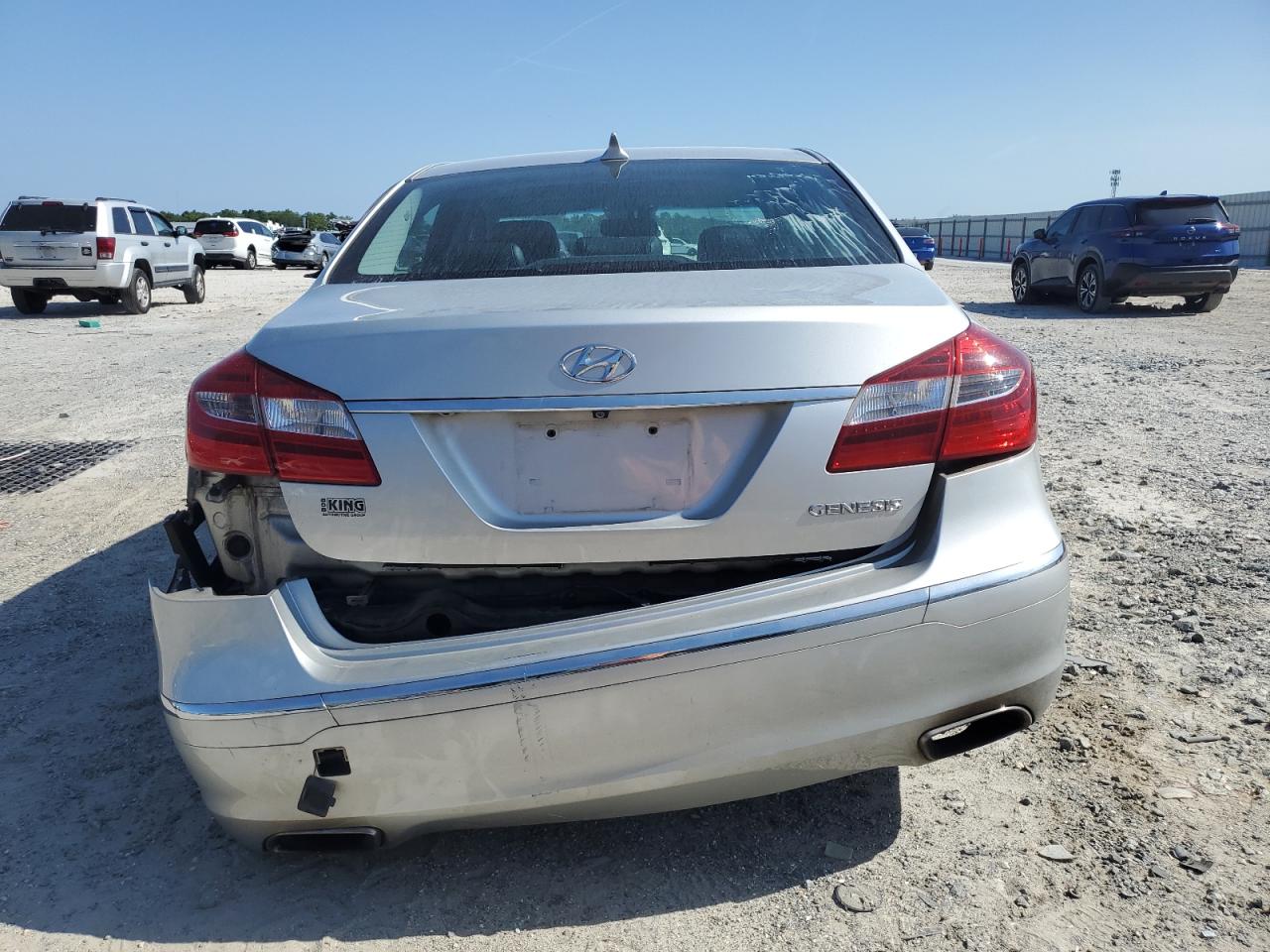 2013 Hyundai Genesis 3.8L VIN: KMHGC4DD3DU250417 Lot: 62086395