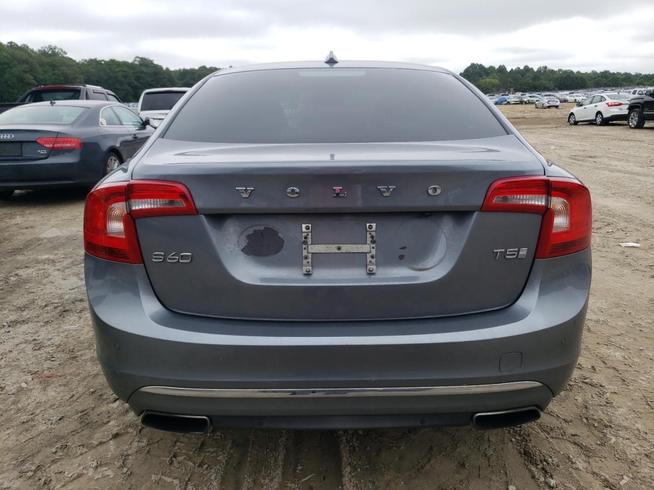 2017 Volvo S60 Platinum VIN: LYV402HM4HB142550 Lot: 61282435