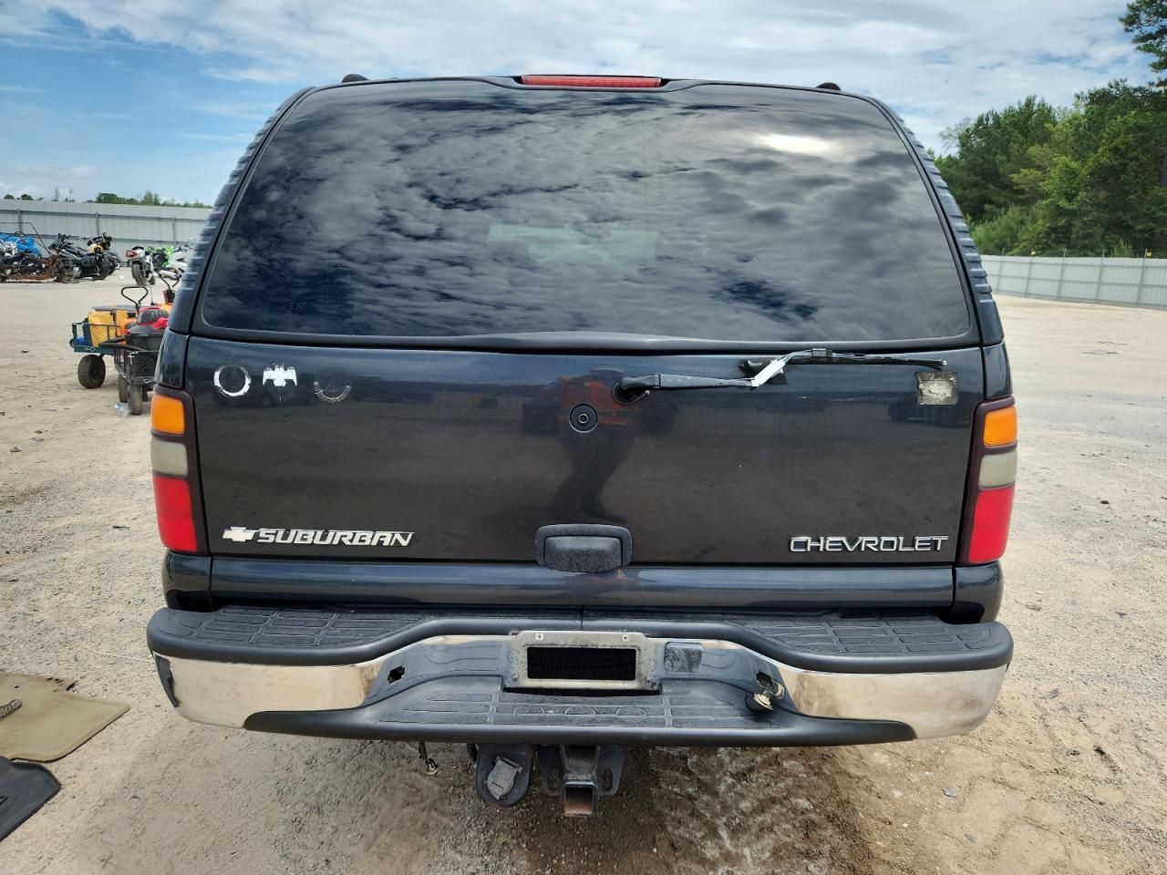 2004 Chevrolet Suburban C1500 VIN: 3GNEC16Z74G325942 Lot: 60229585
