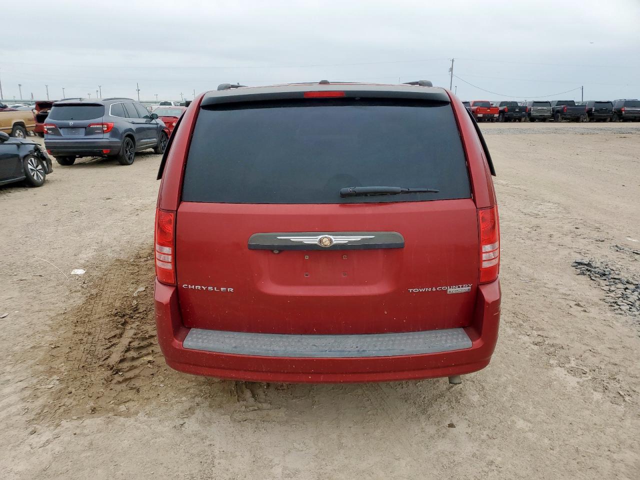 2010 Chrysler Town & Country Touring VIN: 2A4RR5D17AR133997 Lot: 62732725