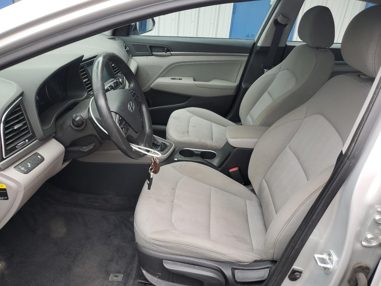 HYUNDAI ELANTRA 2017 VIN 5NPD84LF3HH106328 photo 7