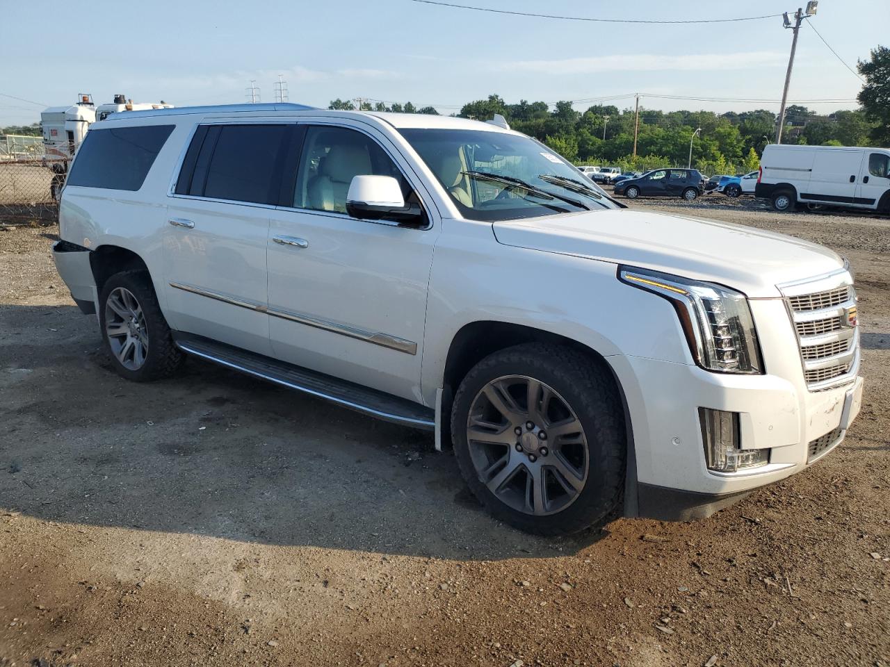 CADILLAC ESCALADE 2017 VIN 1GYS4HKJ5HR224285 фото 4
