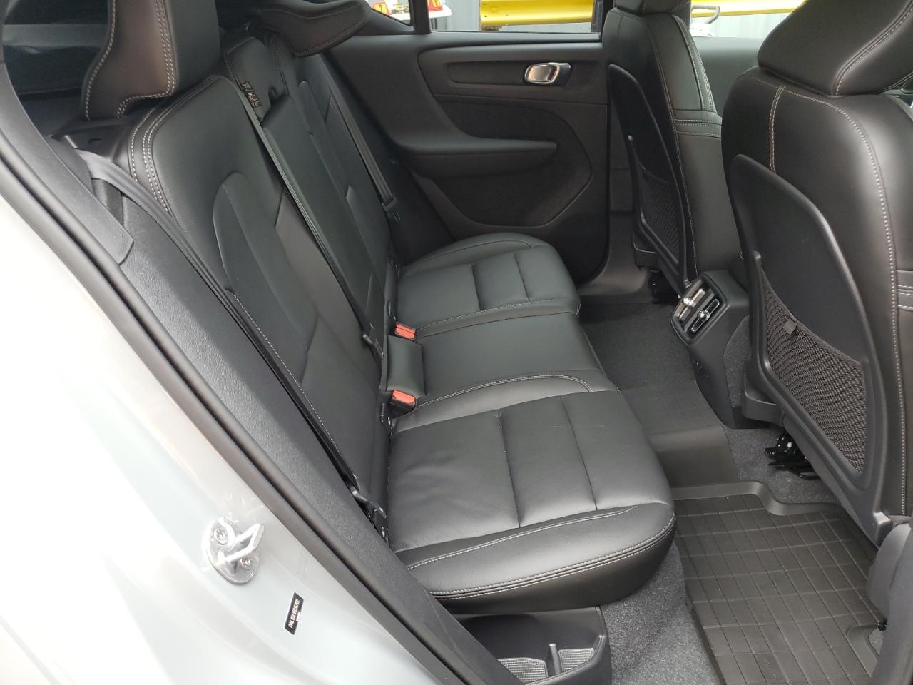 2024 Volvo Xc40 Plus VIN: YV4L12UL6R2352122 Lot: 62886825