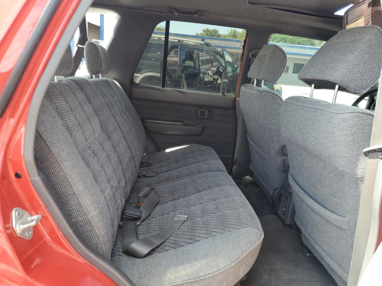1992 Toyota 4Runner Vn39 Sr5 VIN: JT3VN39W1N0093526 Lot: 59936545
