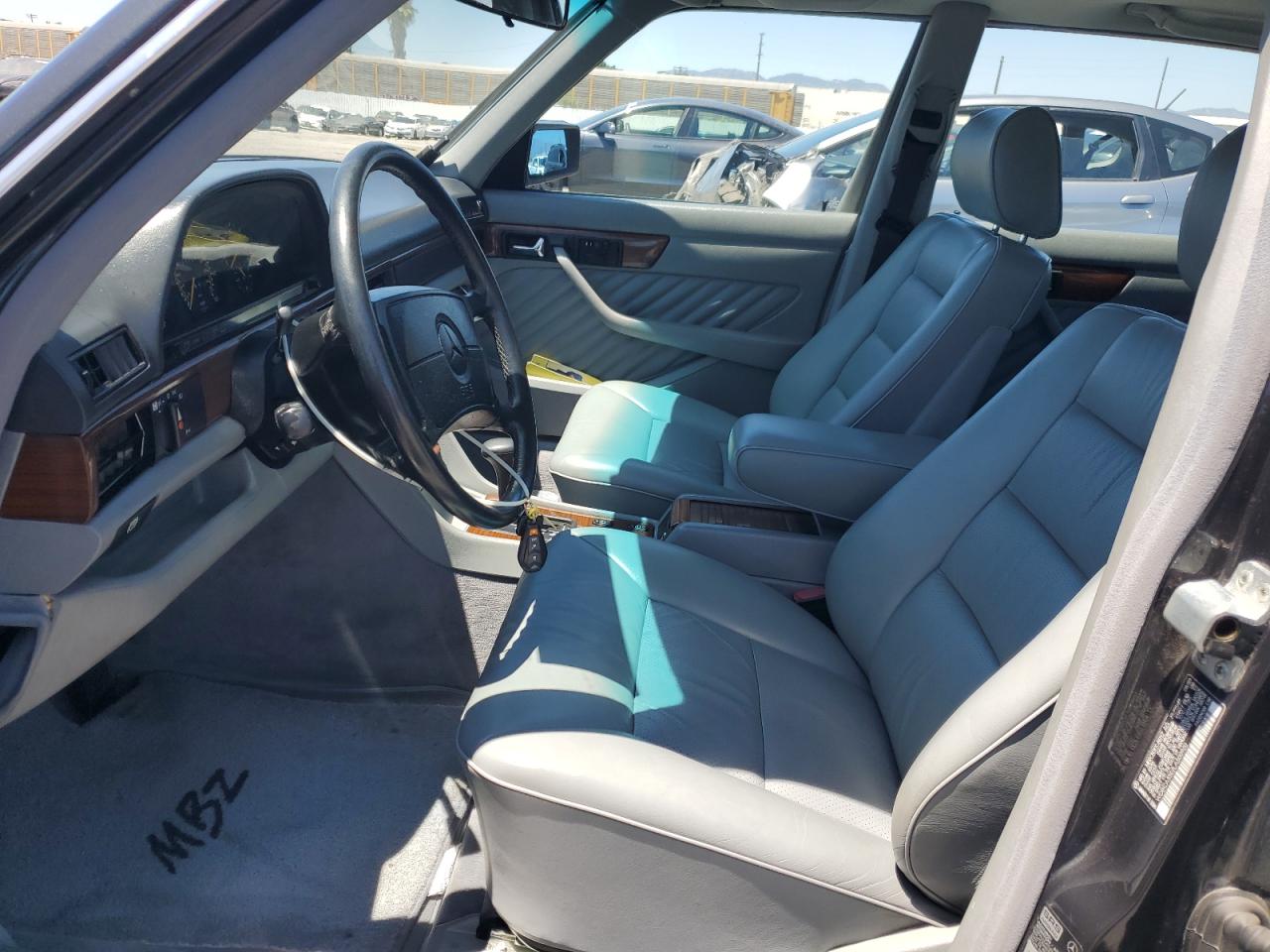 1990 Mercedes-Benz 420 Sel VIN: WDBCA35E2LA500920 Lot: 61809405