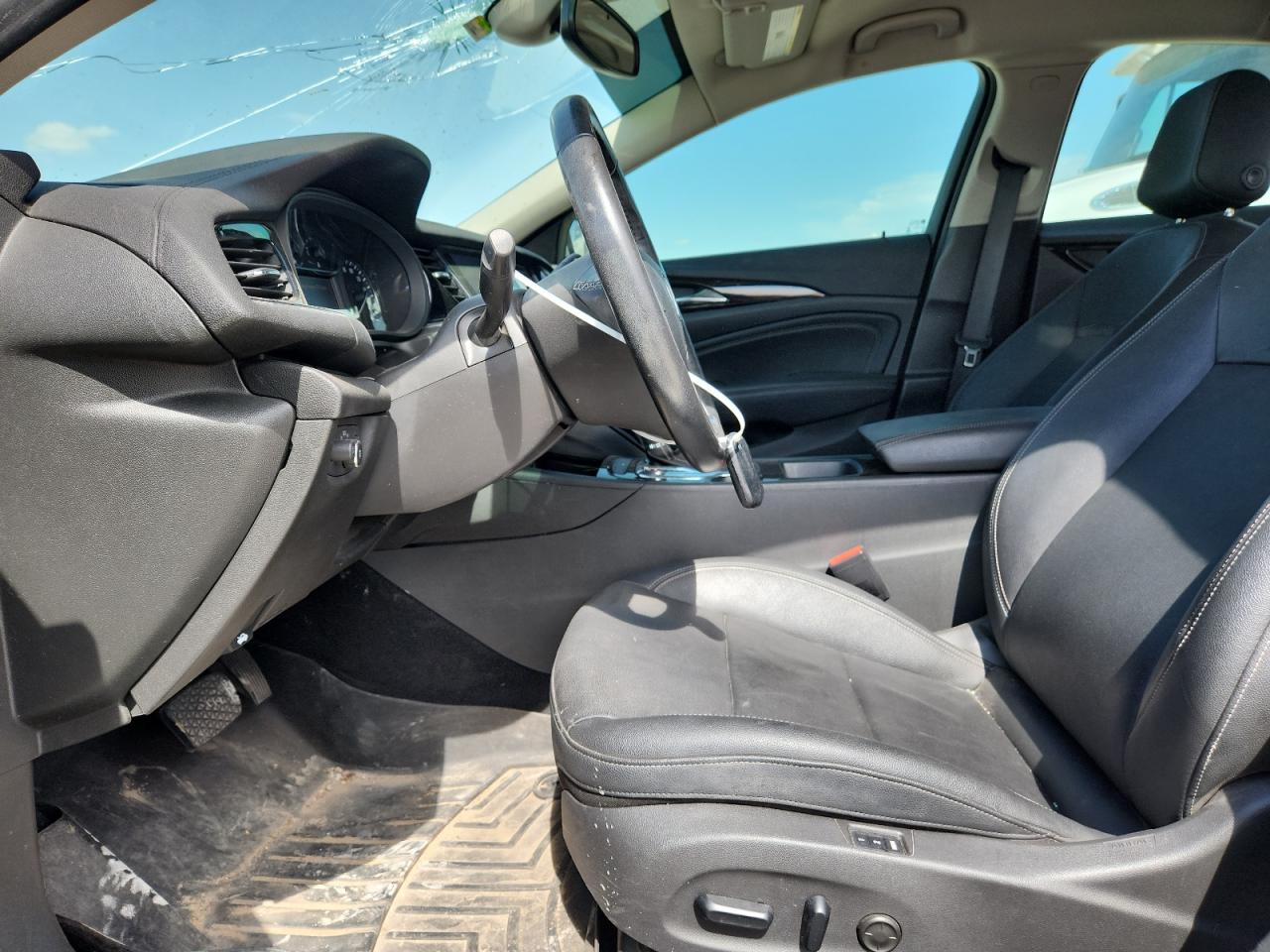 2019 Buick Regal Essence VIN: W04GP6SX2K1064636 Lot: 62546405