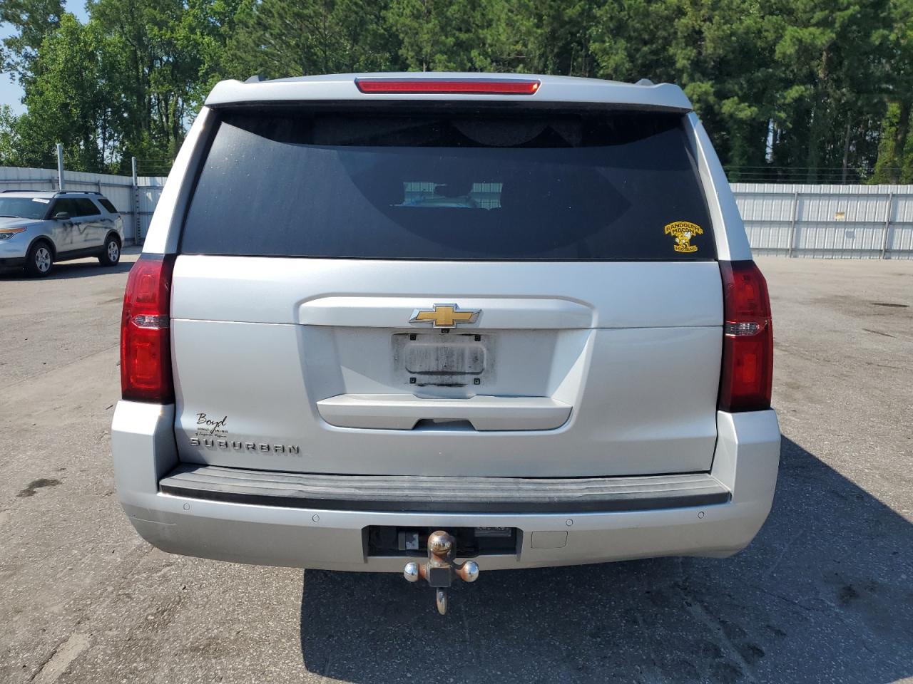 2018 Chevrolet Suburban K1500 Lt VIN: 1GNSKHKC8JR389693 Lot: 61764965
