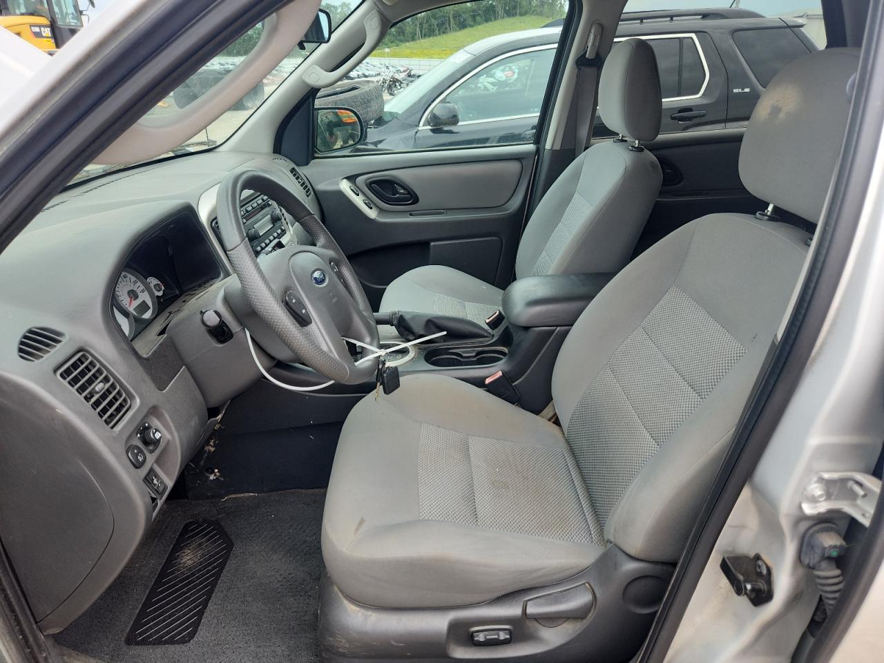 2005 Ford Escape Xlt VIN: 1FMYU031X5KE02367 Lot: 62699145