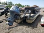 2018 Bennington Marine Boat იყიდება Cookstown-ში, ON - Top/Roof