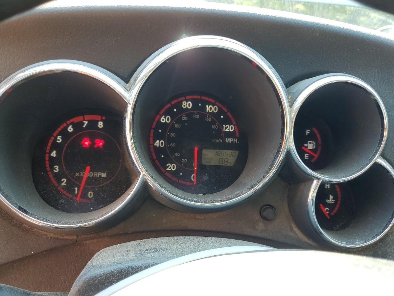 2005 Pontiac Vibe VIN: 5Y2SL63815Z402021 Lot: 61993385