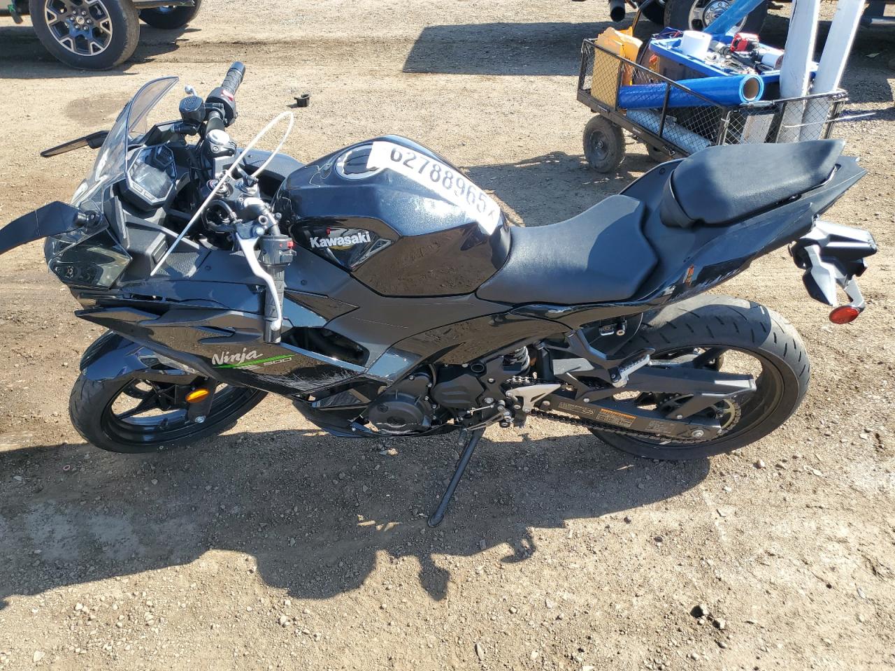 KAWASAKI NINJA 500 2024 VIN ML5EXGG17RDA04865 фото 3