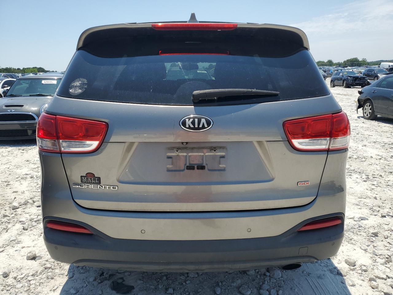 KIA SORENTO 2016 VIN 5XYPG4A34GG089277 photo 6