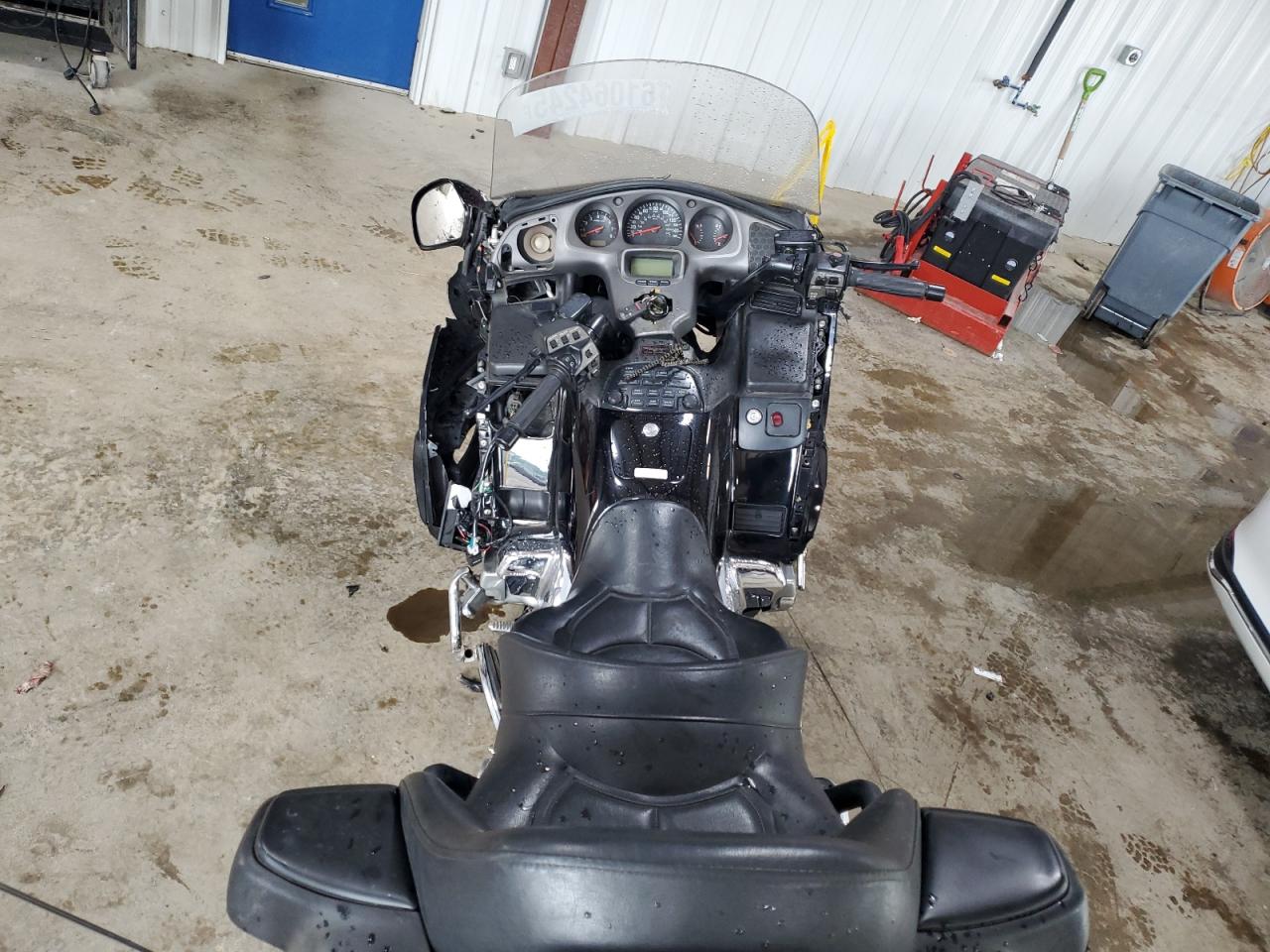 2002 Honda Gl1800 VIN: 1HFSC47062A112883 Lot: 61064245