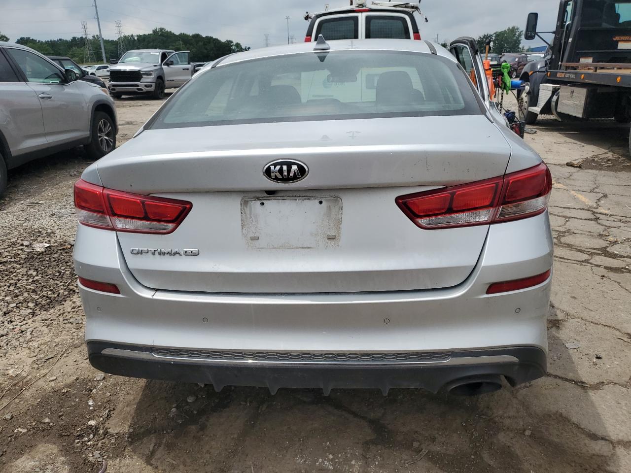 2019 Kia Optima Lx VIN: 5XXGT4L3XKG368447 Lot: 62915865