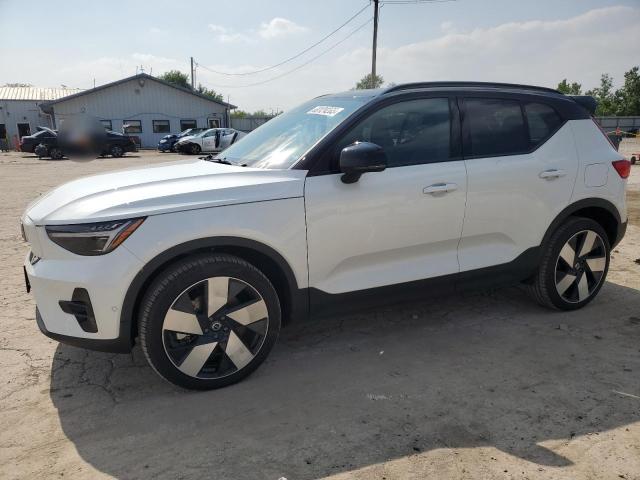 VOLVO XC40 CORE 2024