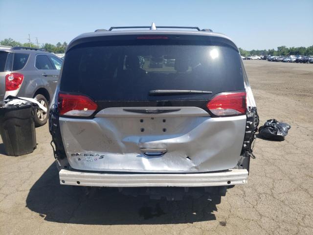  CHRYSLER PACIFICA 2018 Silver