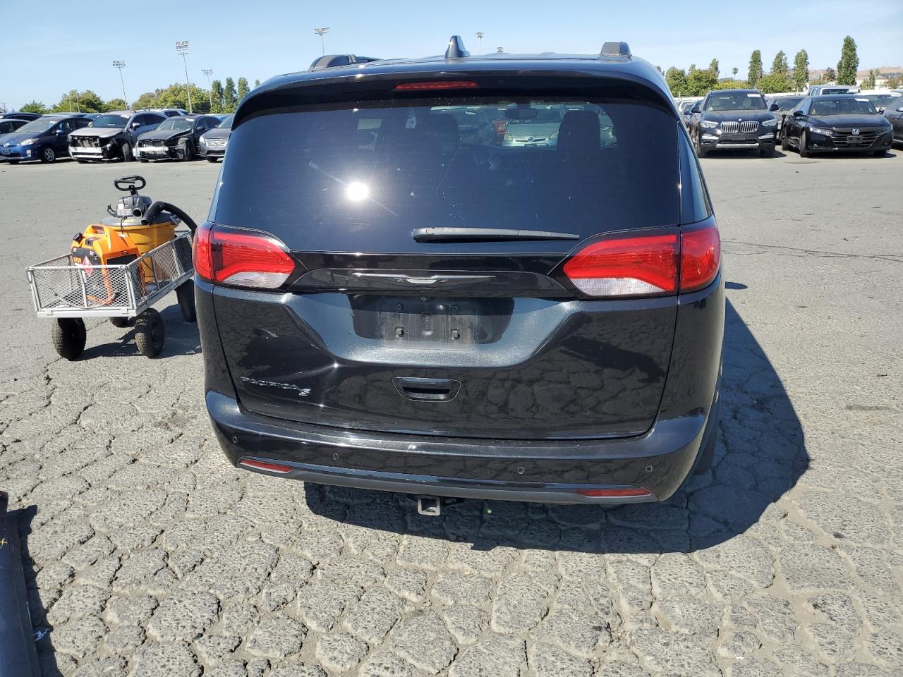 2018 Chrysler Pacifica Touring L Plus VIN: 2C4RC1EGXJR168245 Lot: 62932655