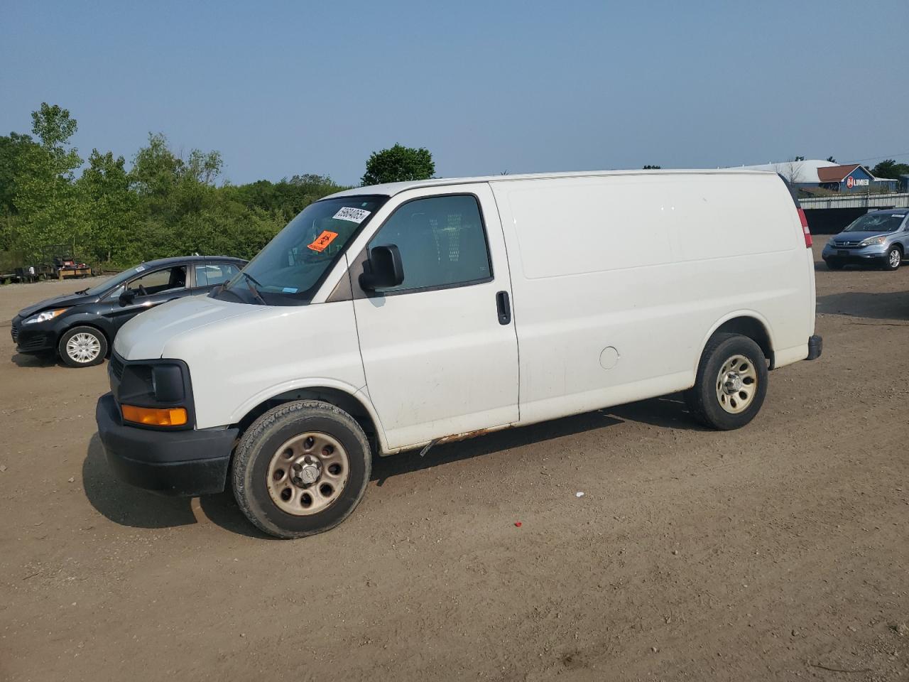 2010 Chevrolet Express G1500 იყიდება Columbia Station-ში, OH - Front End