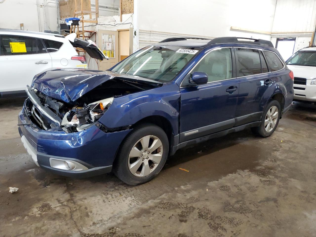 SUBARU OUTBACK 2011 VIN 4S4BRDKC8B2310879