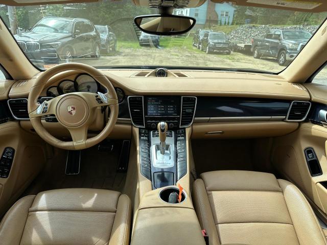 Sedans PORSCHE PANAMERA 2014 Brown
