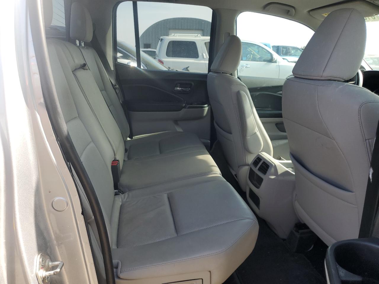 2018 Honda Ridgeline Rtl VIN: 5FPYK3F67JB011730 Lot: 61055715