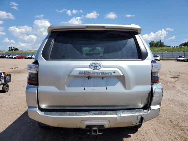 Паркетники TOYOTA 4RUNNER 2016 Сріблястий