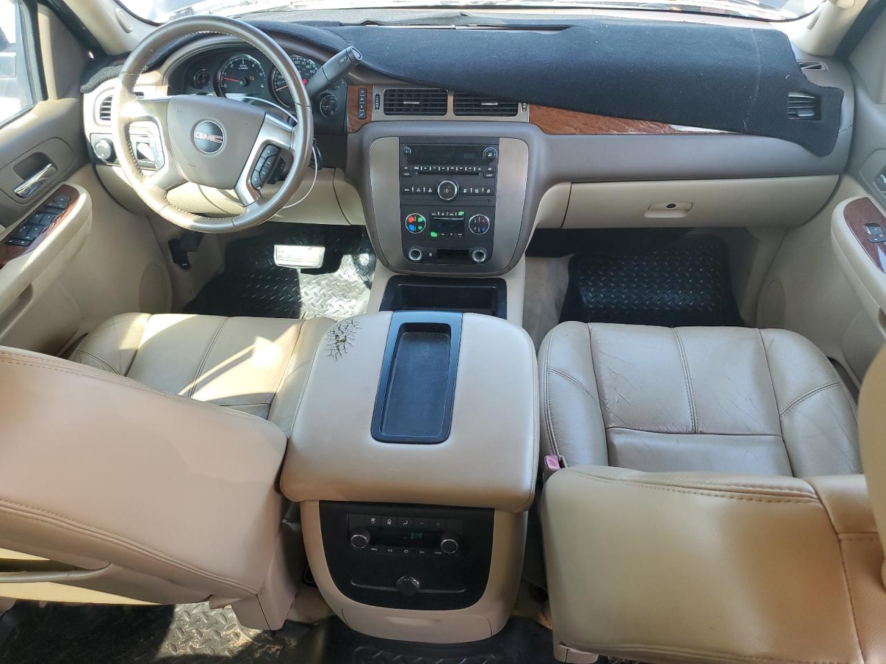 2007 GMC Yukon VIN: 1GKFC13077R268556 Lot: 62421415