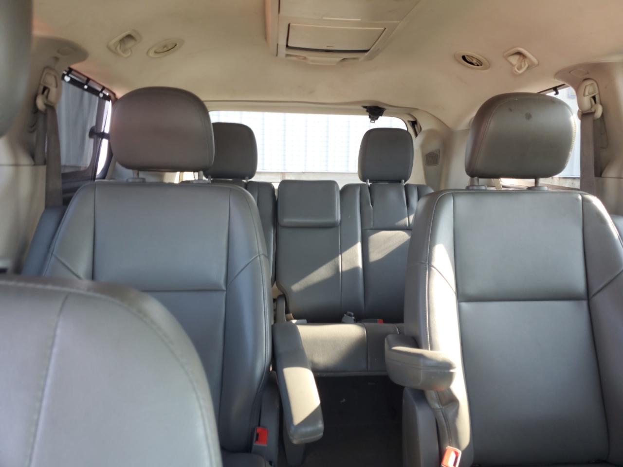 2011 Volkswagen Routan Se VIN: 2V4RW3DG6BR626097 Lot: 61772625