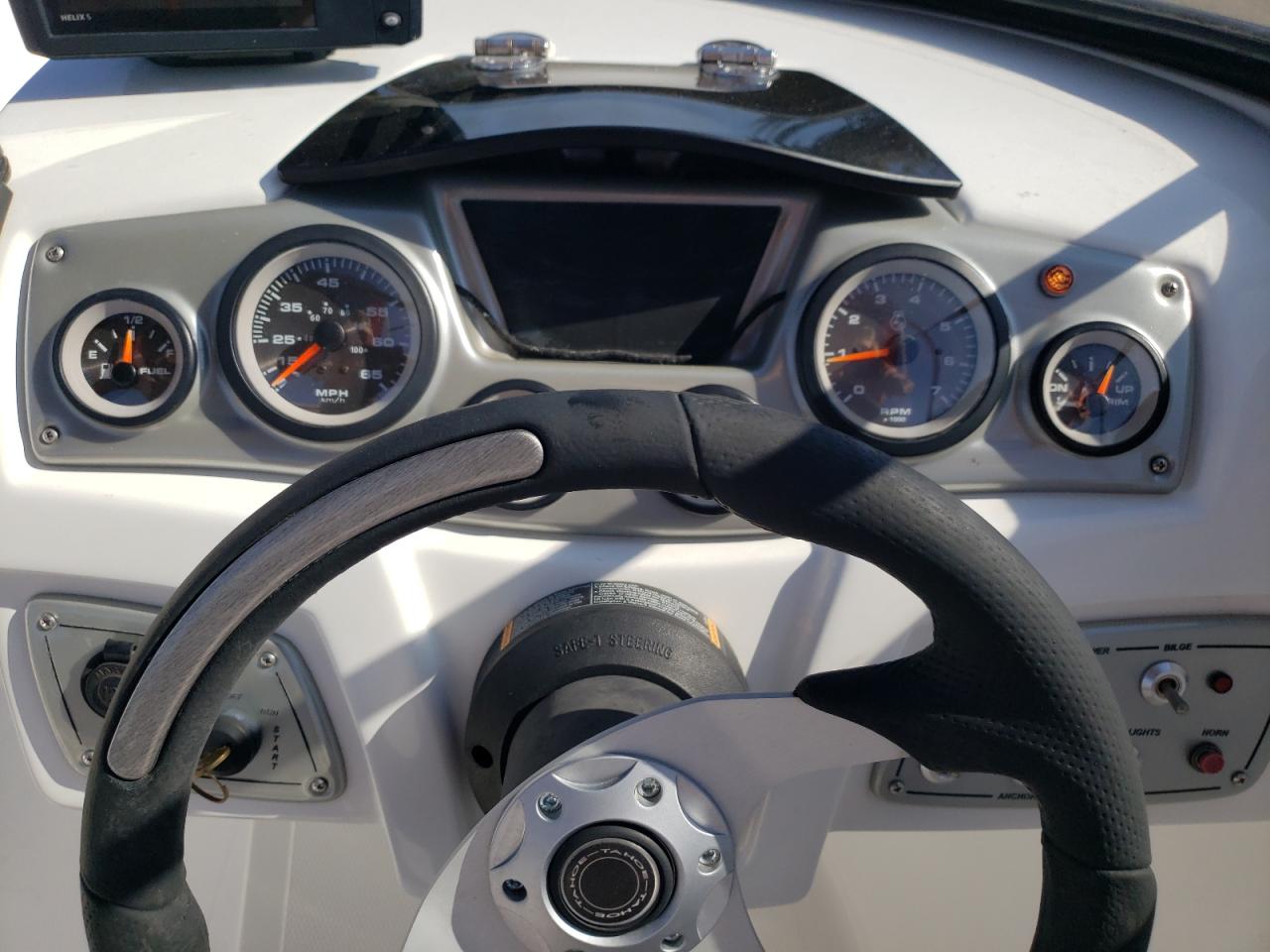 TRACKER BOAT 2019 VIN BUJ95039D819 zdjęcie 8