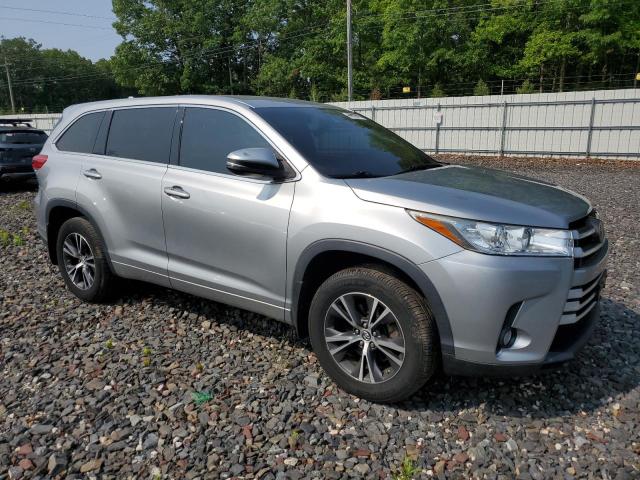  TOYOTA HIGHLANDER 2018 Silver