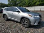 2018 Toyota Highlander Le იყიდება Glassboro-ში, NJ - Rear End