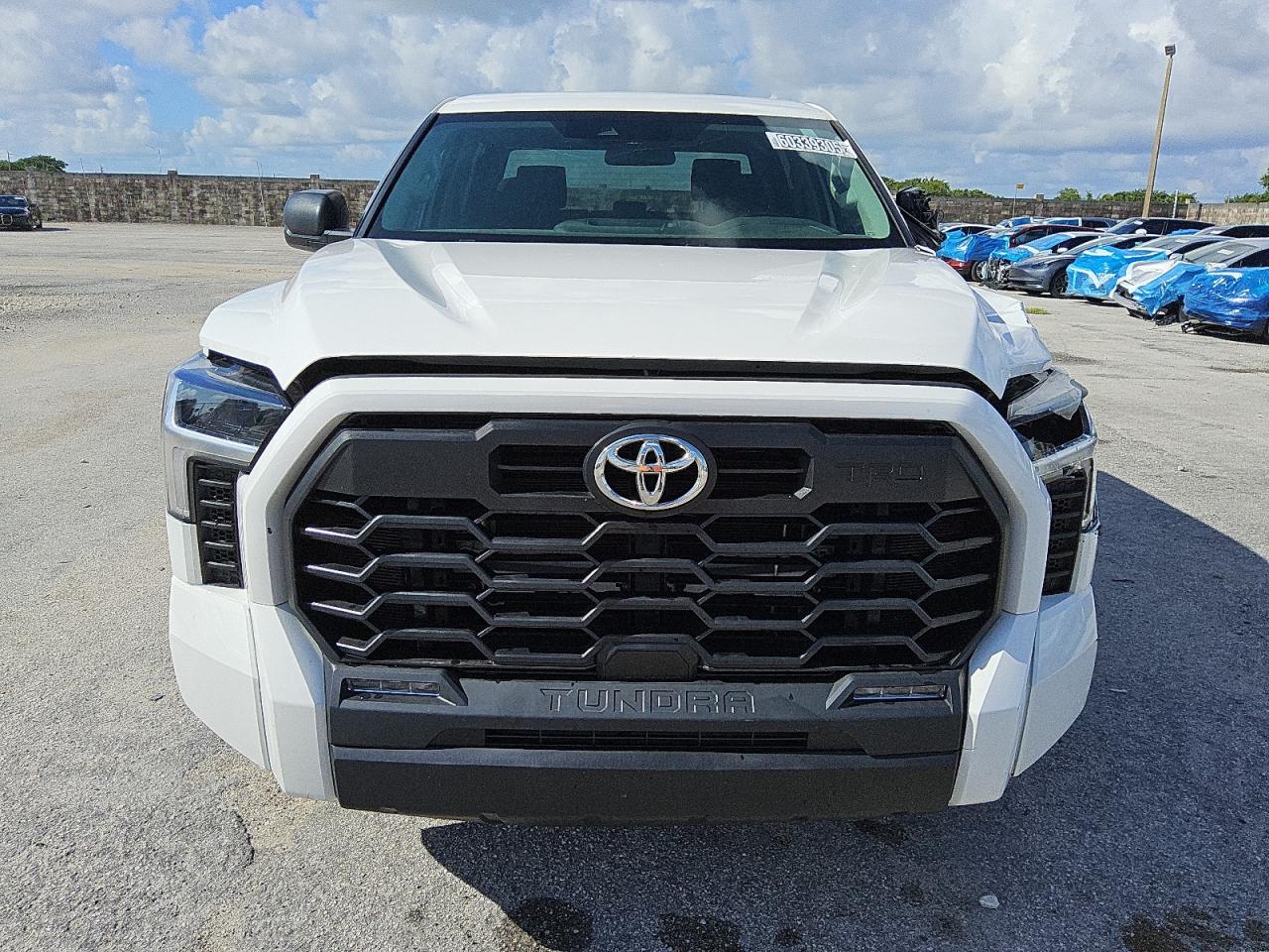 Homestead, FL에서 판매 중인 2023 Toyota Tundra Crewmax Sr - Front End