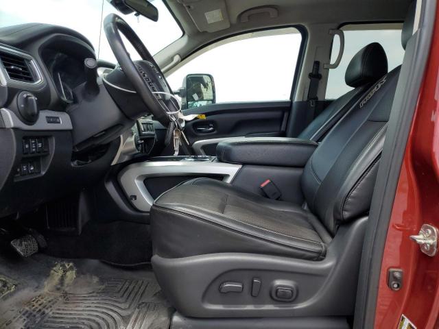 Pickups NISSAN TITAN 2016 Burgundy